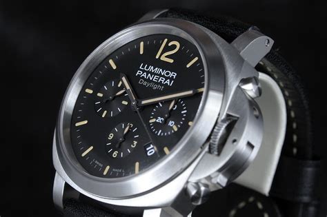 harga jam tangan luminor panerai daylight original|luminor jam.